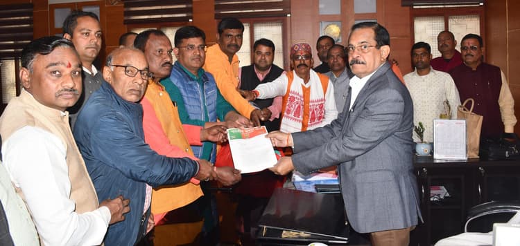 Bokaro News: नमी के नाम पर धान खरीद में कटौती रोके प्रशासन : लक्ष्मण नायक