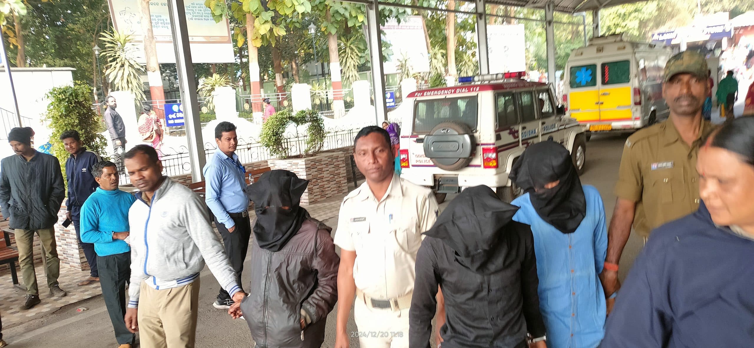 Rourkela News : मदद का झांसा देकर नाबालिग से दुष्कर्म के तीन आरोपी गिरफ्तार