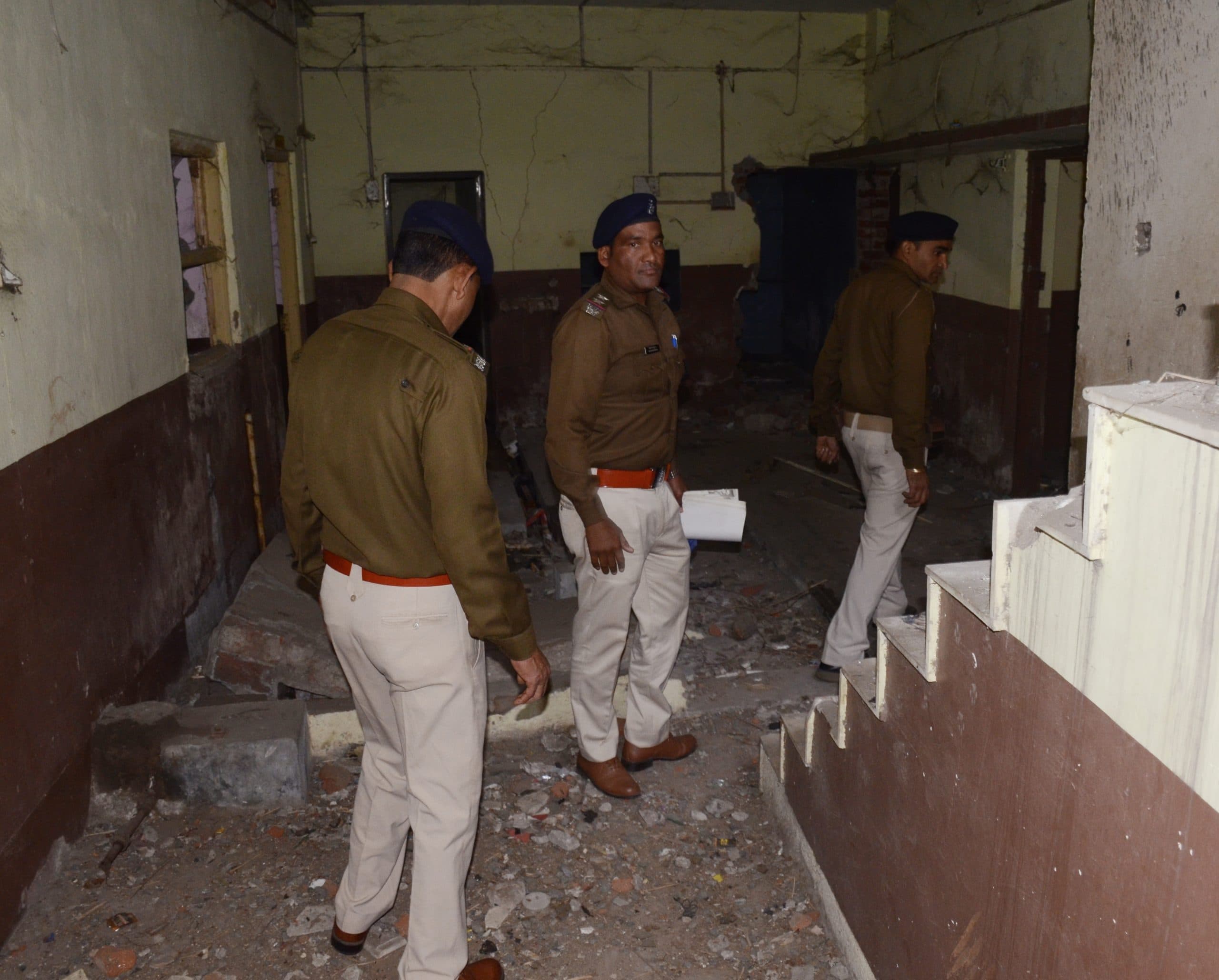 Dhanbad News:प्रिंस खान के घर कुर्की करने गयी एटीएस की टीम खाली हाथ लौटी