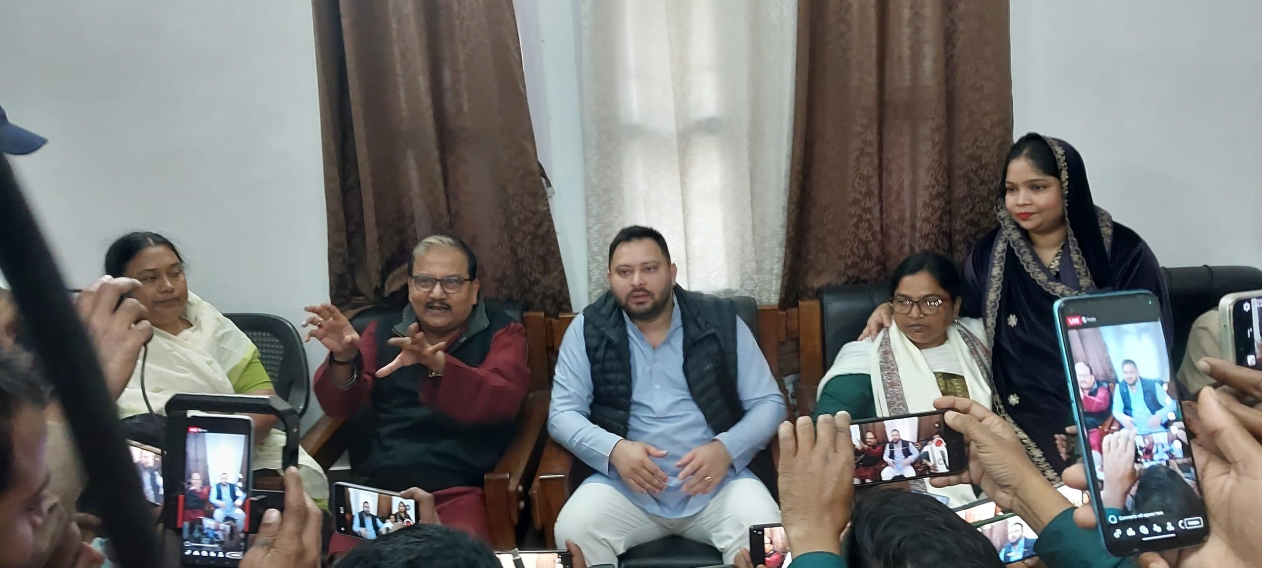 राजद की सरकार बनी तो माई-बहन को प्रत्येक माह 2500 देंगे: तेजस्वी