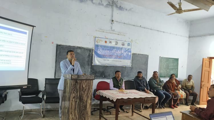 Deoghar news : प्रत्येक विद्यालय में दो शिक्षक बनाये जायेंगे हेल्थ एंड वेलनेस एंबेसडर, स्वास्थ्य टीम का भी होगा गठन