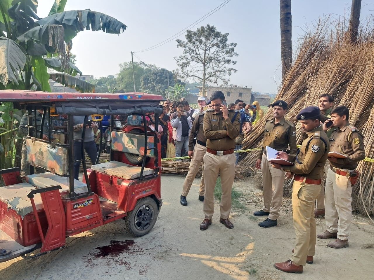 प्रोपर्टी डीलर व ई रिक्शा चालक को गोली मारकर हत्या