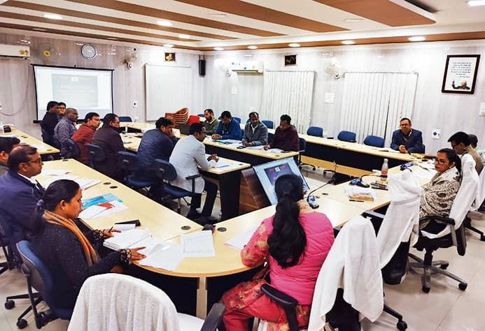 किसानों का शत प्रतिशत इ-केवाइसी करना करें सुनिश्चित