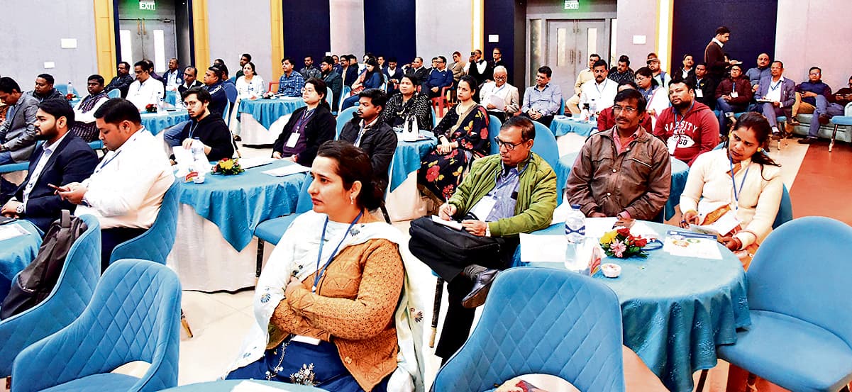 Rourkela News: विक्रेताओं से आरएसपी की विभिन्न योजनाओं का लाभ उठाने का किया आग्रह