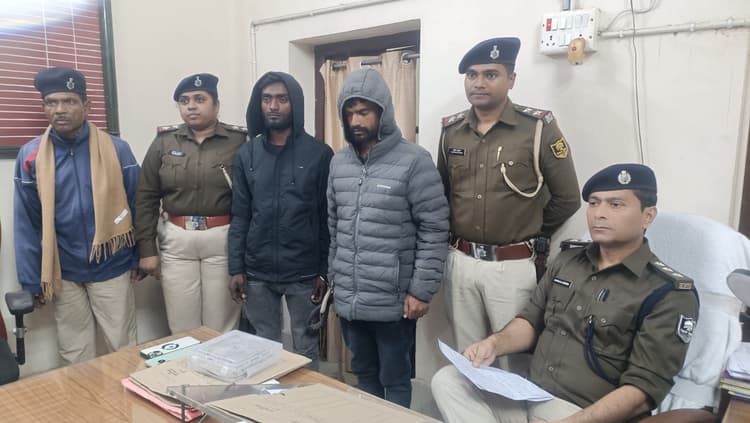 Purnia news : गुलाबबाग टीओपी पुलिस ने 356 ग्राम स्मैक बरामद कर दो पैडलरों को किया गिरफ्तार