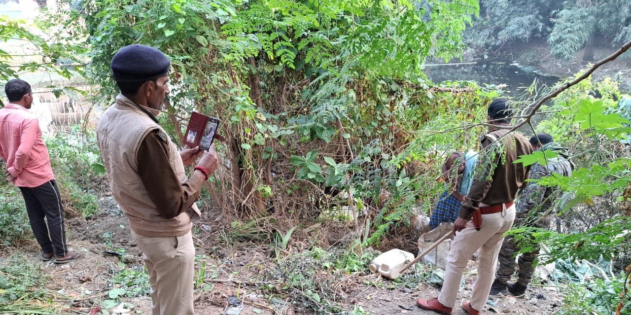 शराब बनाने का उपकरण बरामद