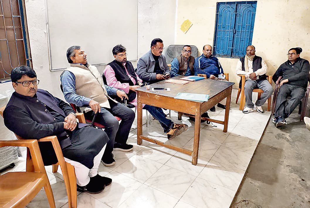 Ranchi News: प्रोन्नति नहीं मिली, तो प्राथमिक शिक्षक संघ करेगा आंदोलन