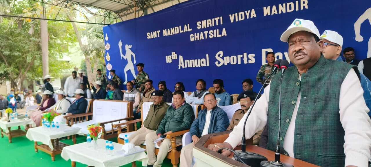 East Singhbhum News : खेल के क्षेत्र में करियर बनायें विद्यार्थी : रामदास