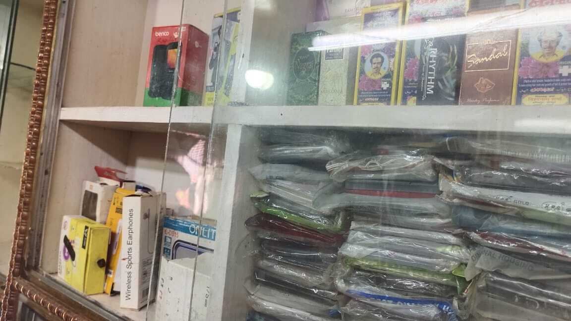 एक ही रात चार दुकानों में चोरी, हडकंप