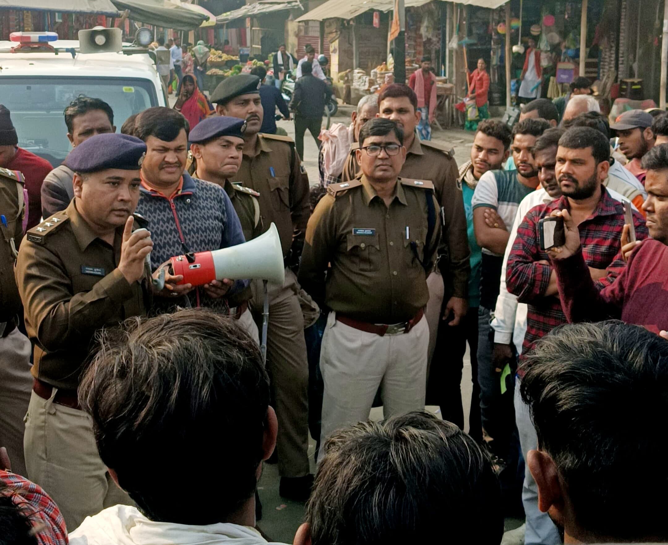 साइबर अपराधी फर्जी व वीडियो कॉल कर और लिंक भेजकर लोगों से कर रहे ठगी