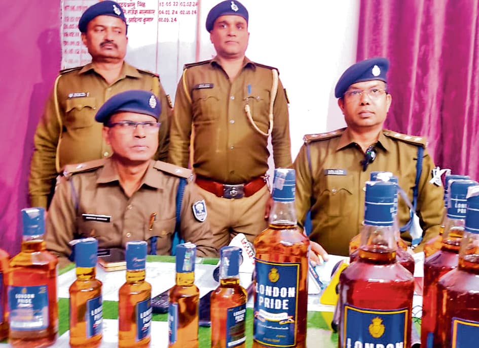 बक्सर-पटना एनएच 922 पर 2925 लीटर शराब हुई जब्त