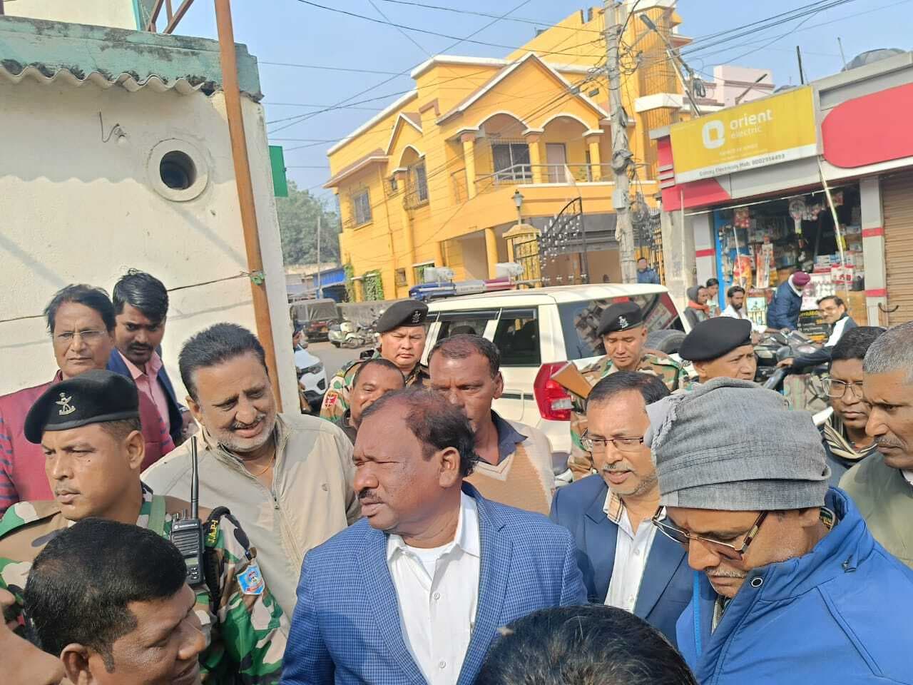 Jamshedpur news.शिक्षक संघ से जुड़े शिक्षकों ने शिक्षा मंत्री से की मुलाकात