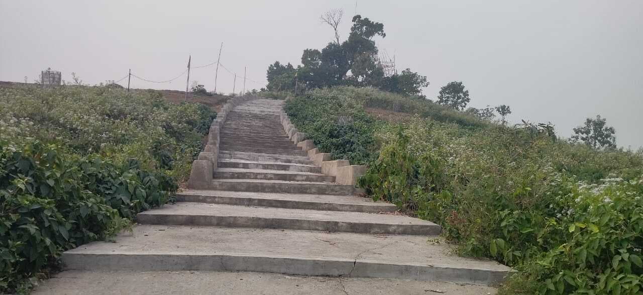 मोतीझरना व दुधकोल में पहुंच लगे हैं सैलानी