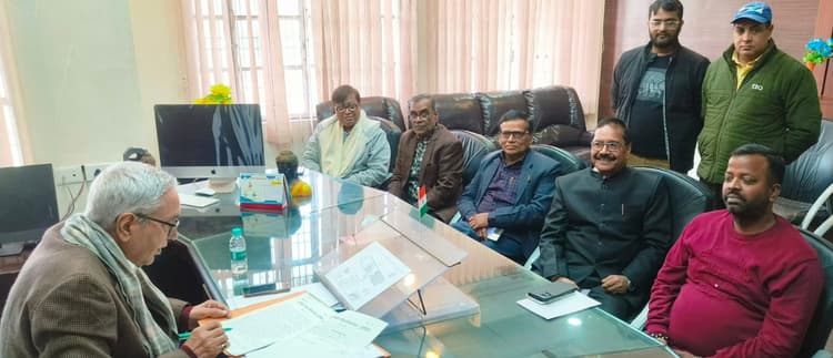 सभी कॉलेजों में पीजी की पढ़ाई शुरू करे पूर्णिया विवि : राजेश यादव