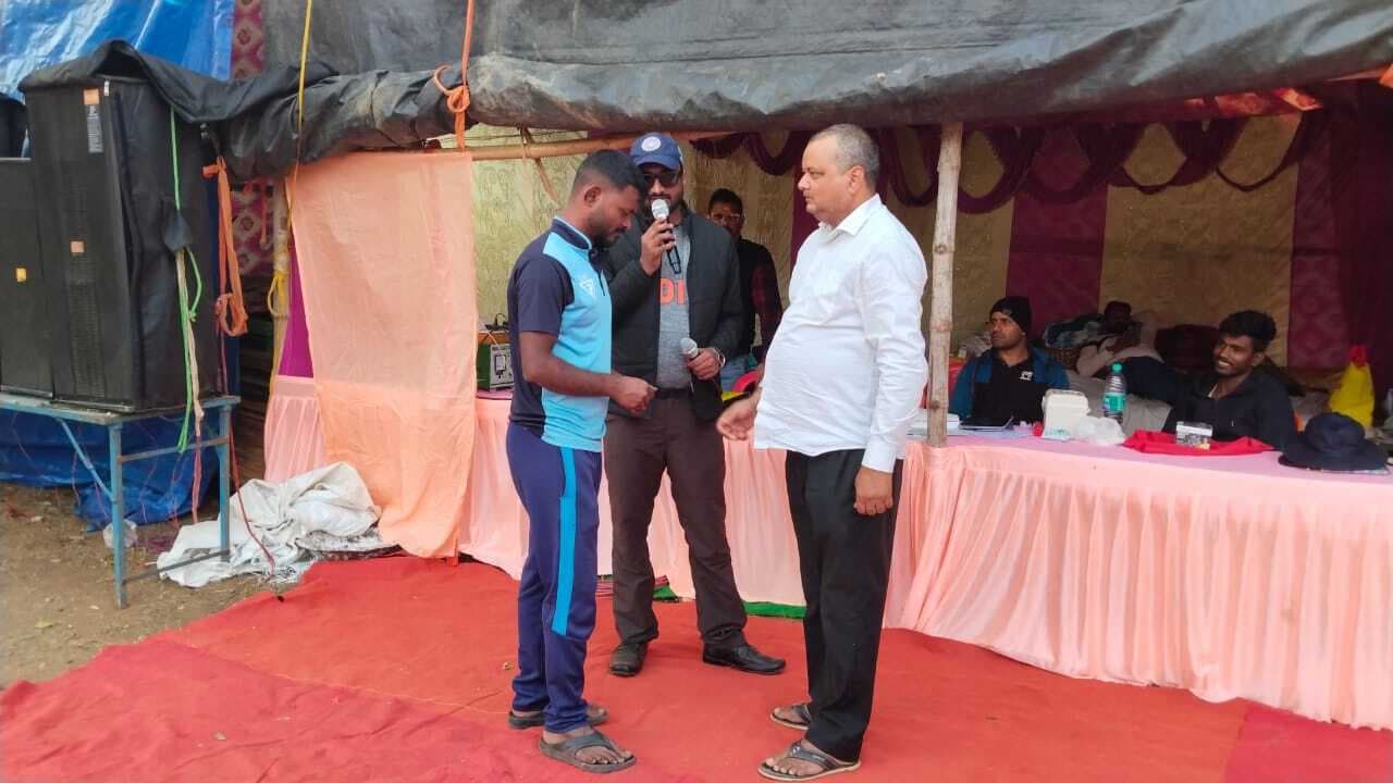 Deoghar news : पटना की टीम ने तीन विकेट से मैच जीत कर क्वार्टर फाइनल में बनायी जगह