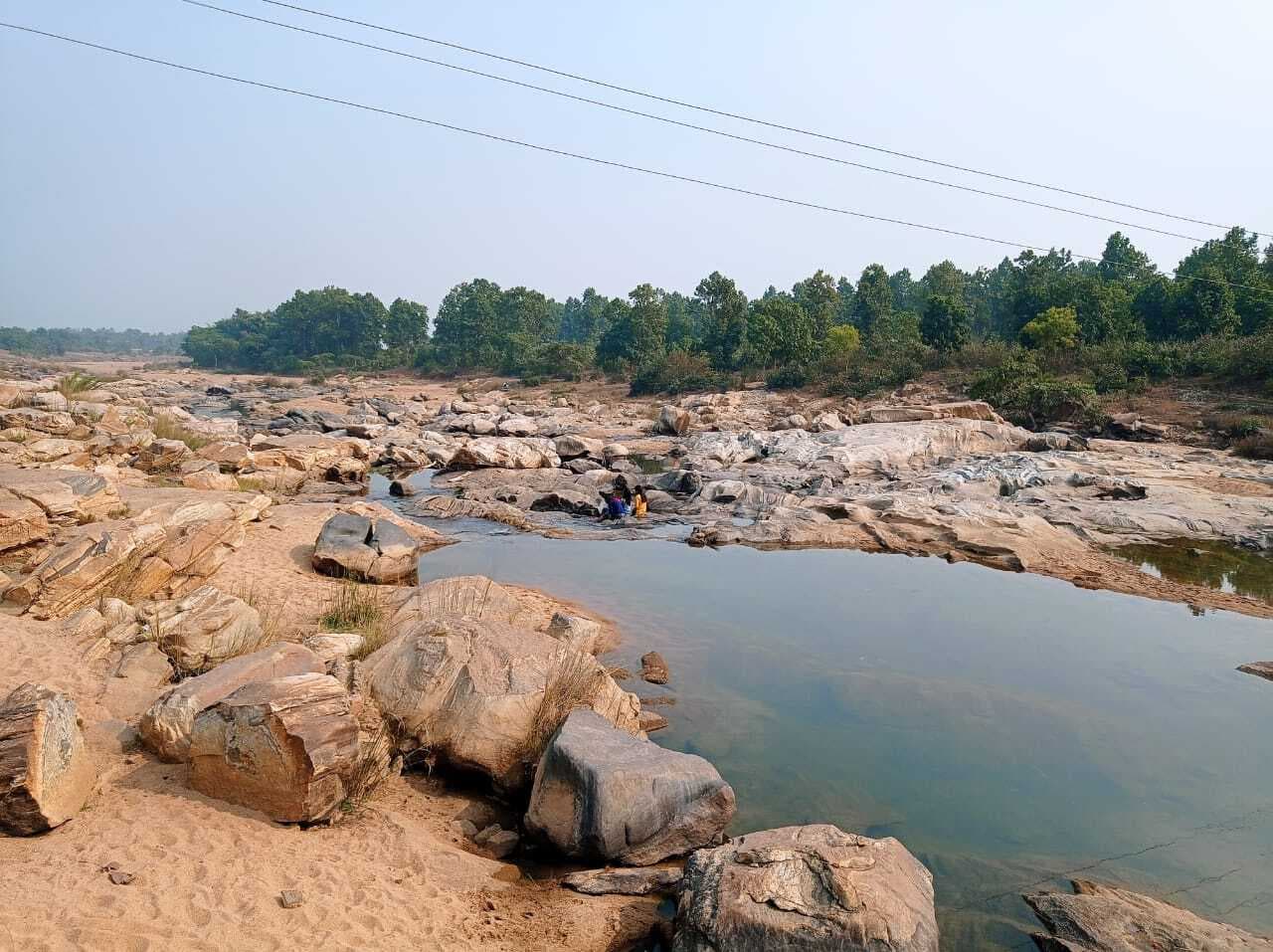 सैलानियों को लुभा रही है कांधीहाड़ा पिकनिक स्पॉट