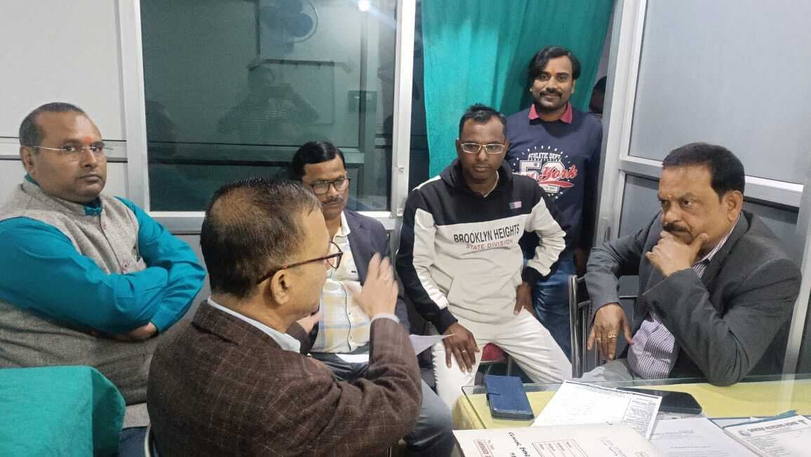 Deoghar news : स्वास्थ्य विभाग की टीम ने निजी नर्सिग होम में की जांच, कई क्लिनिक प्रबंधन ने उपलब्ध नहीं कराये समुचित कागजात