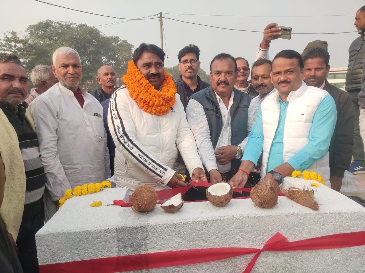 विधायक ने विभिन्न योजनाओं का किया उदघाटन