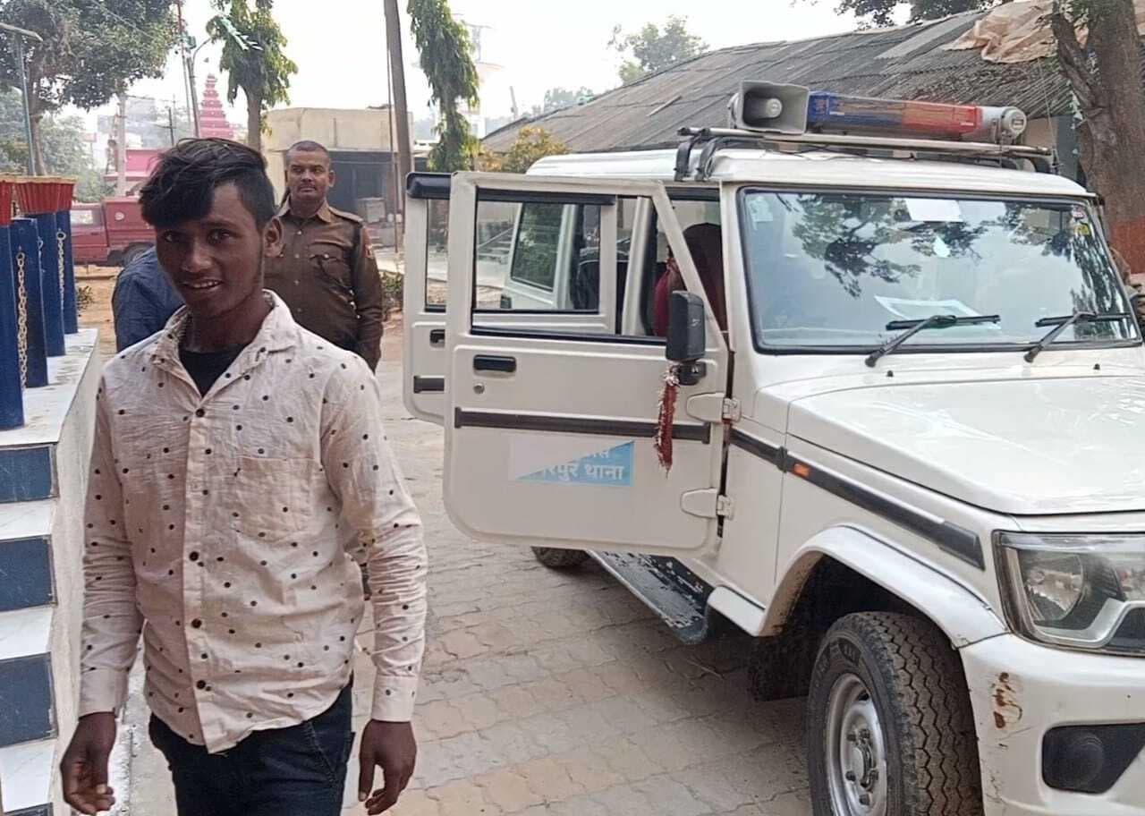 एक ही रात आधा दर्जन जगहों पर चोरी, लाखों रुपये के गहने व नकदी ले गये चोर