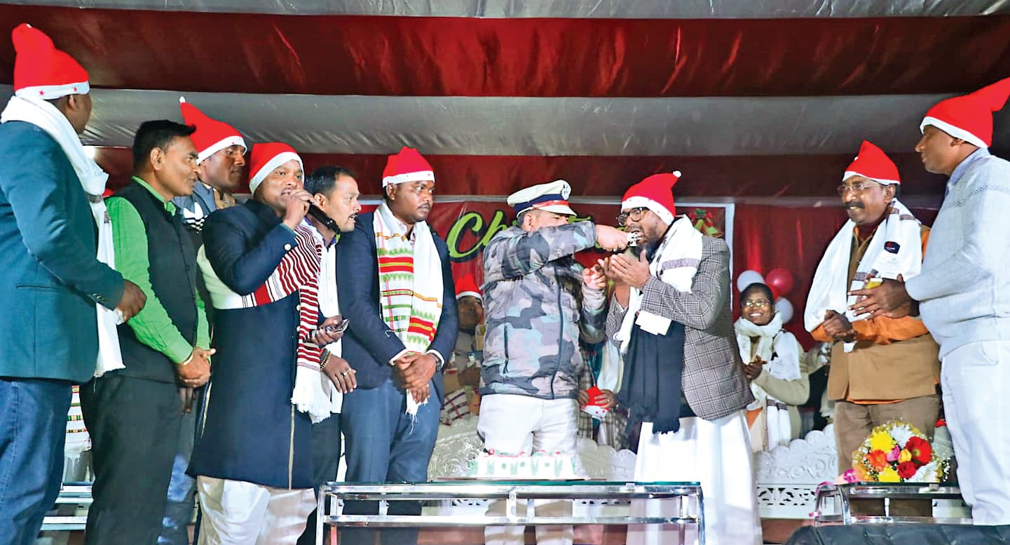 ranchi news : पुलिस लाइन मैदान की क्रिसमस गैदरिंग में प्रेम, सौहार्द, सद्भाव के संदेश दिये