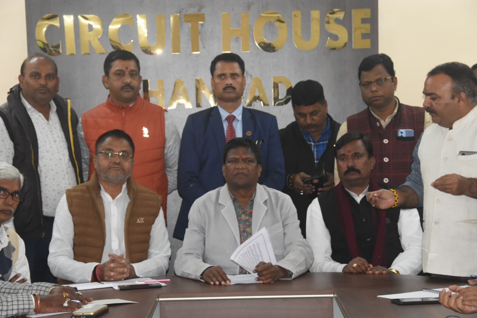 Dhanbad News : सांसद ने ढुलू महतो ने कहा-संसद परिसर में कांग्रेस नेता ने मुझे धक्का दिया