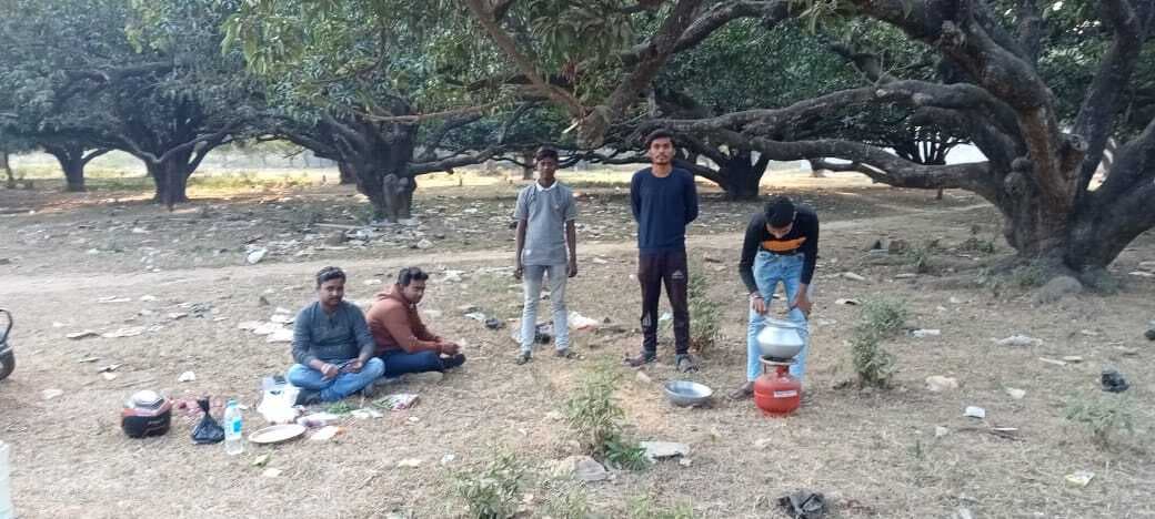 पाकुड़ में नये साल के स्वागत में पिकनिक का दौर शुरू