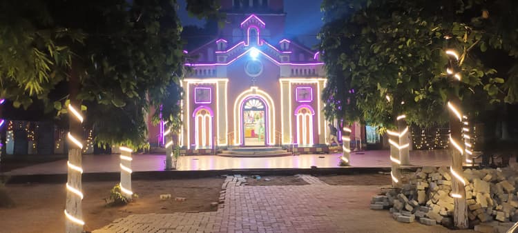 प्रभु यीशु ने दुनिया में प्रेम और शांति का दिया संदेश : फादर गैबीरियल