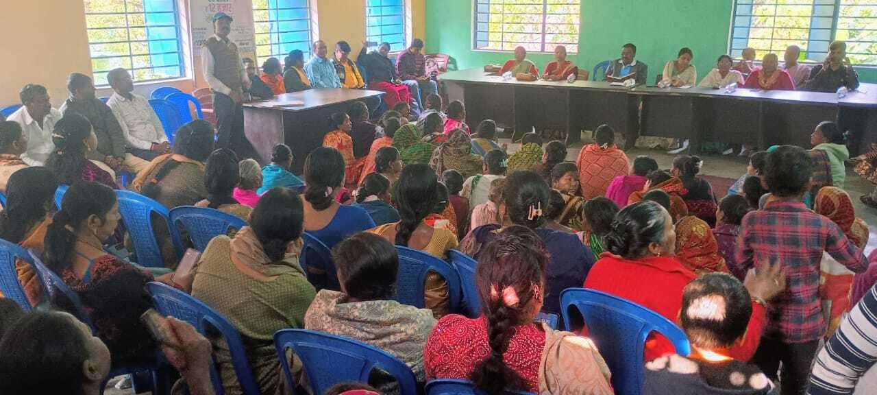 Jamshedpur News : छोटे मामले को थाना की बजाय ग्रामसभा में निपटाने की अपील