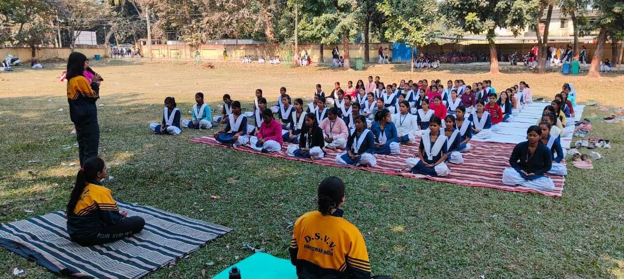 बेहतर जीवन शैली को ले विद्यालय व सदर अस्पताल में कार्यक्रम