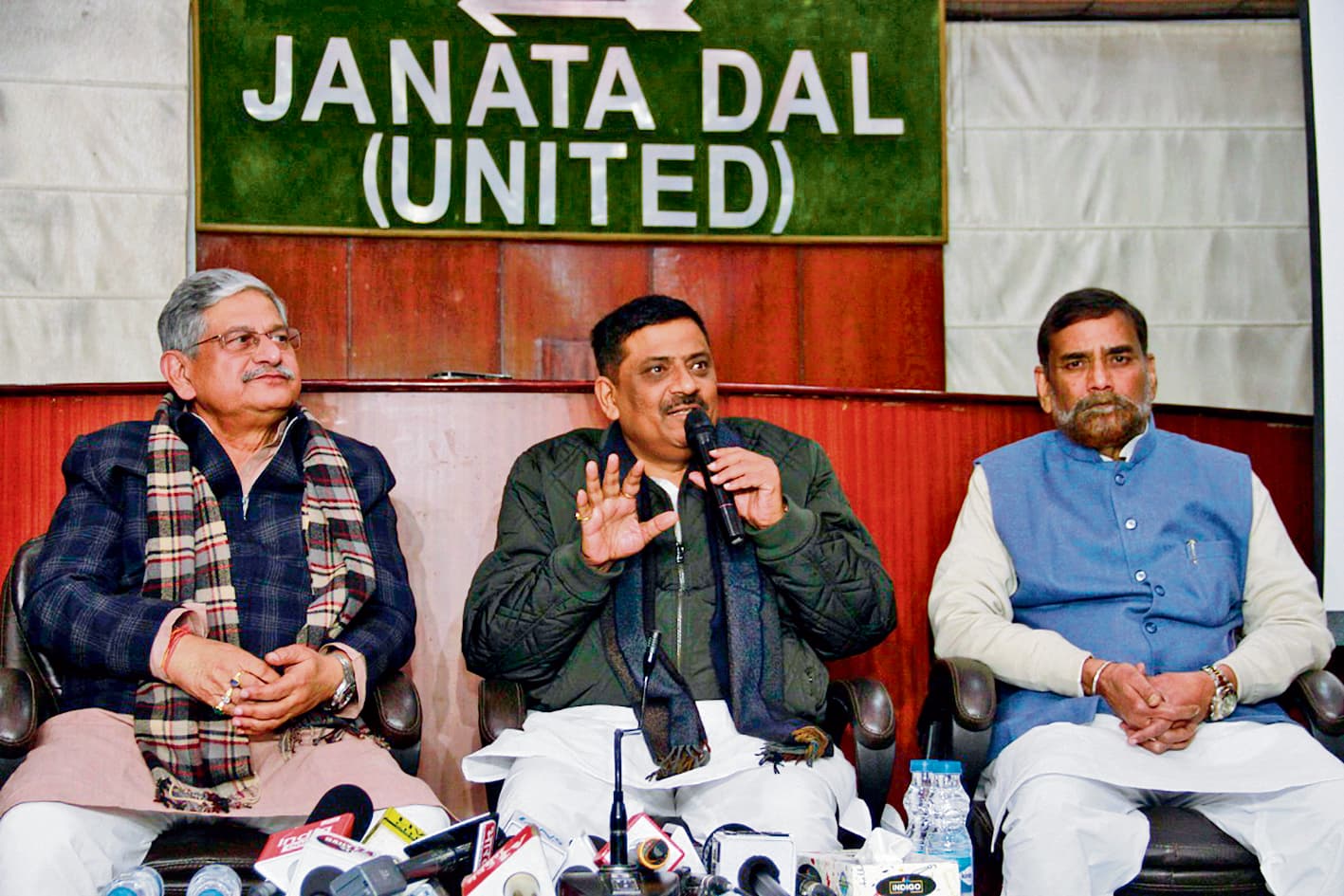 केजरीवाल के खिलाफ अभियान चलायेगा जदयू