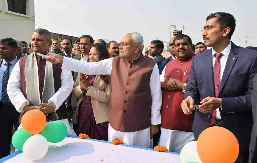 विधानसभा चुनाव से पहले 12 लाख युवाओं को बिहार सरकार देगी नौकरी : मुख्यमंत्री