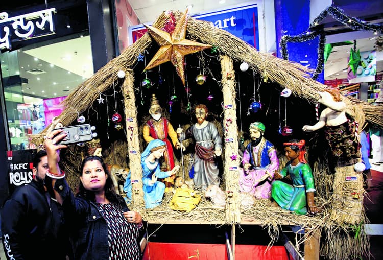 क्रिसमस : आज पार्क स्ट्रीट इलाके में तैनात रहेंगे 2000 पुलिसकर्मी