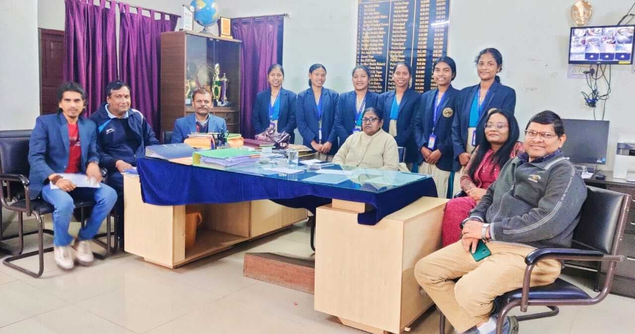 Chaibasa News : राज्य स्तरीय युवा उत्सव में महिला कॉलेज की छात्राएं अव्वल