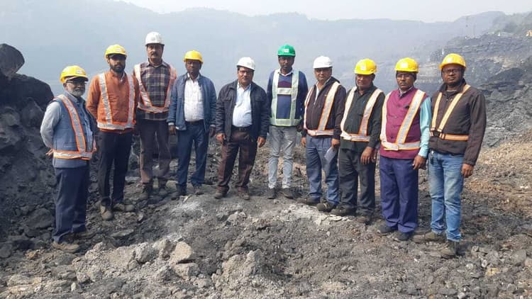 Bokaro News : सेफ्टी बोर्ड सदस्यों ने जारंगडीह माइंस का किया निरीक्षण