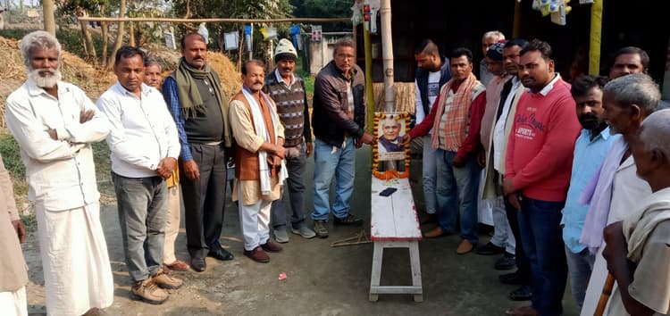 पिपराखुर्द व मुरली पंचायत में मनायी गयी पूर्व पीएम की जयंती