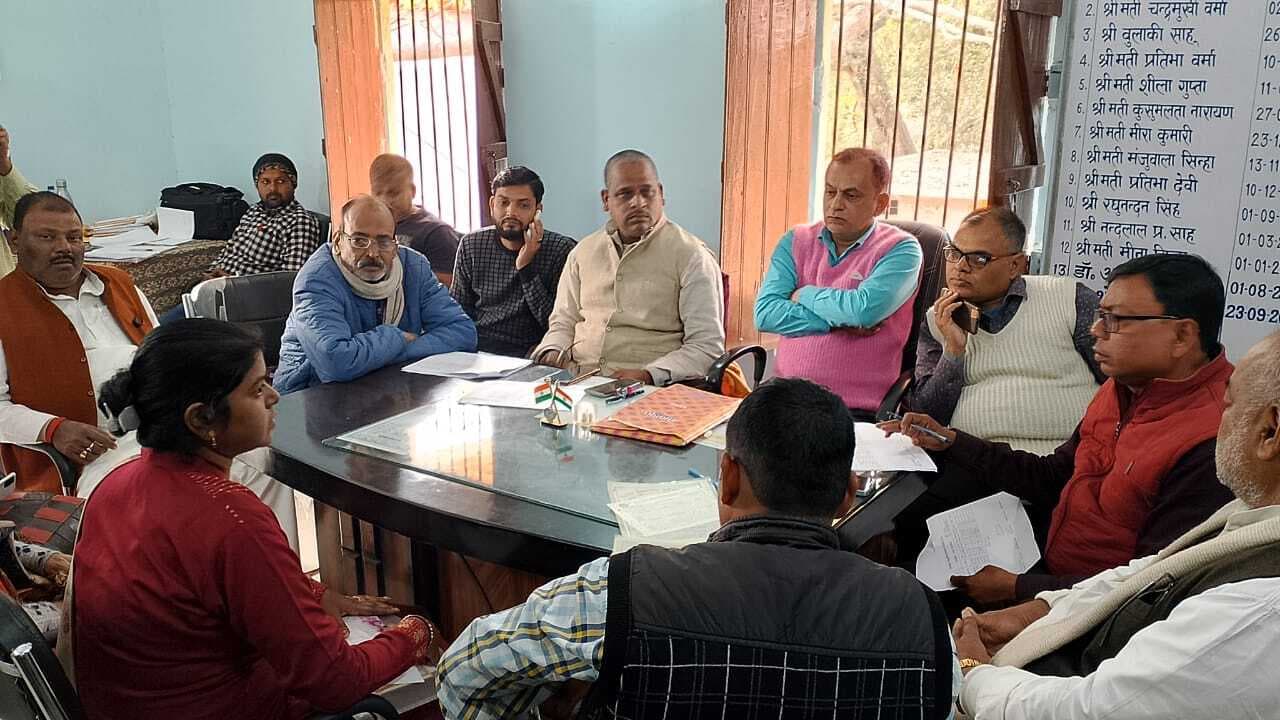 आर्य कन्या प्लस टू स्कूल में शिक्षकों की नियुक्ति के लिए हुआ साक्षात्कार