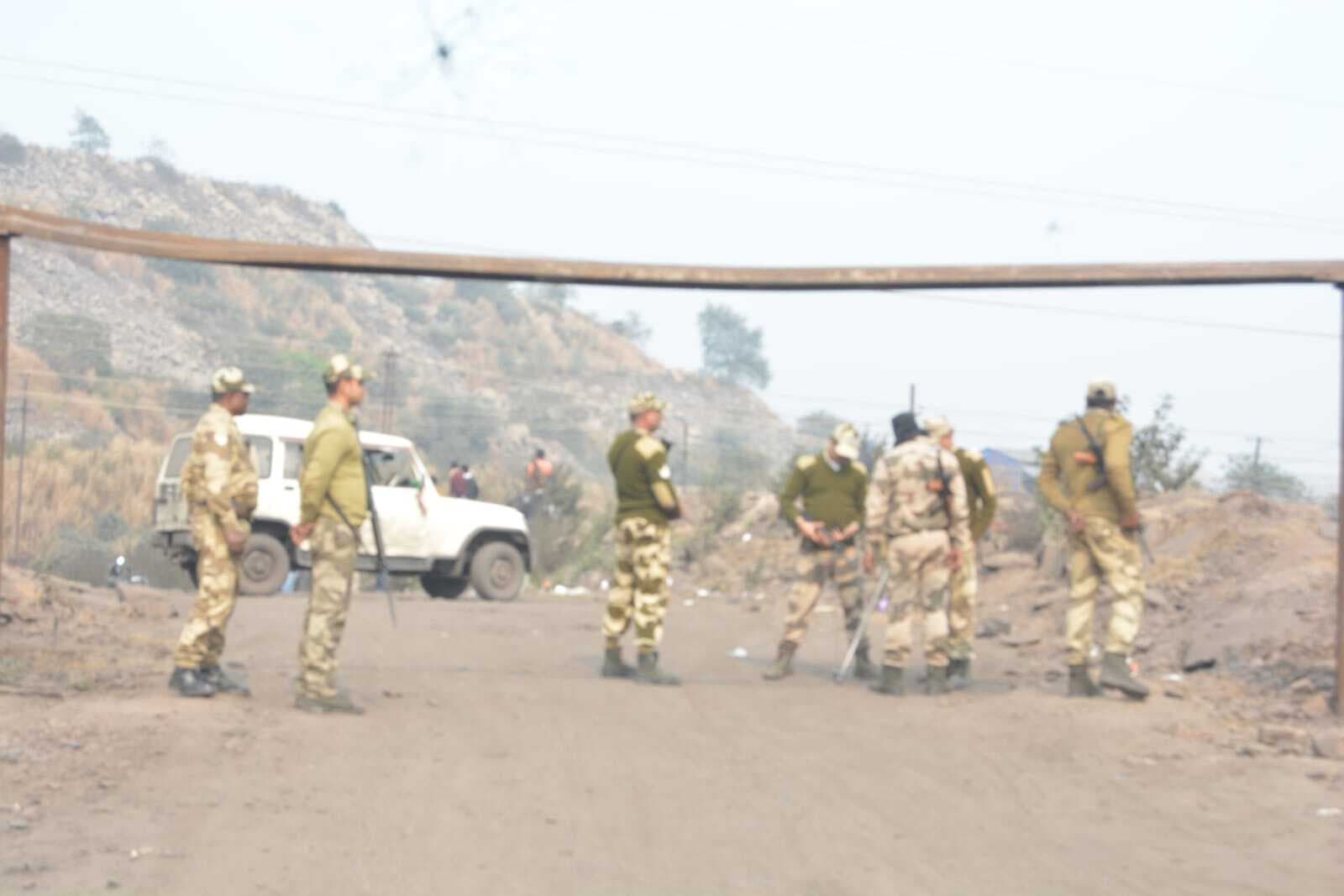 Dhanbad News: कुजामा मामले में दोनों पक्षों पर केस, तनाव