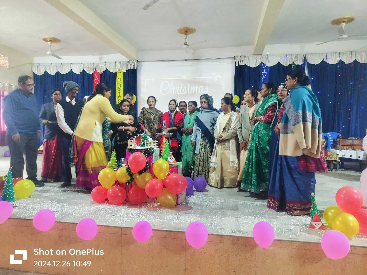 डीएवी में मनाया गया दादा-दादी दिवस