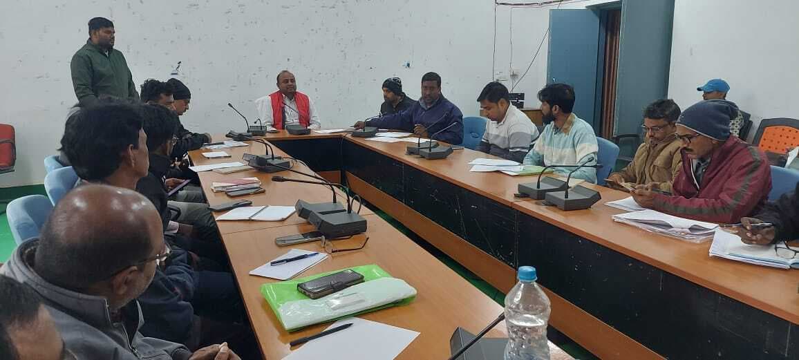 तीसरे किस्त वाले का आवास को सात दिनों में पूर्ण कराएं : बीडीओ