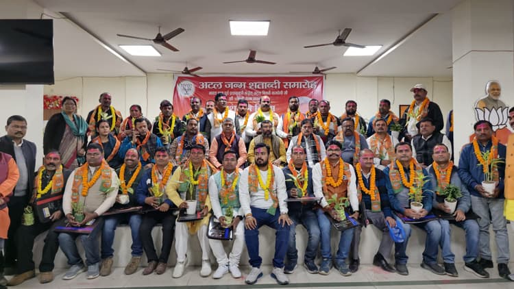 भाजपा के सिद्धांतों व आदर्शों को जन-जन तक पहुंचायेंगे मंडल अध्यक्ष