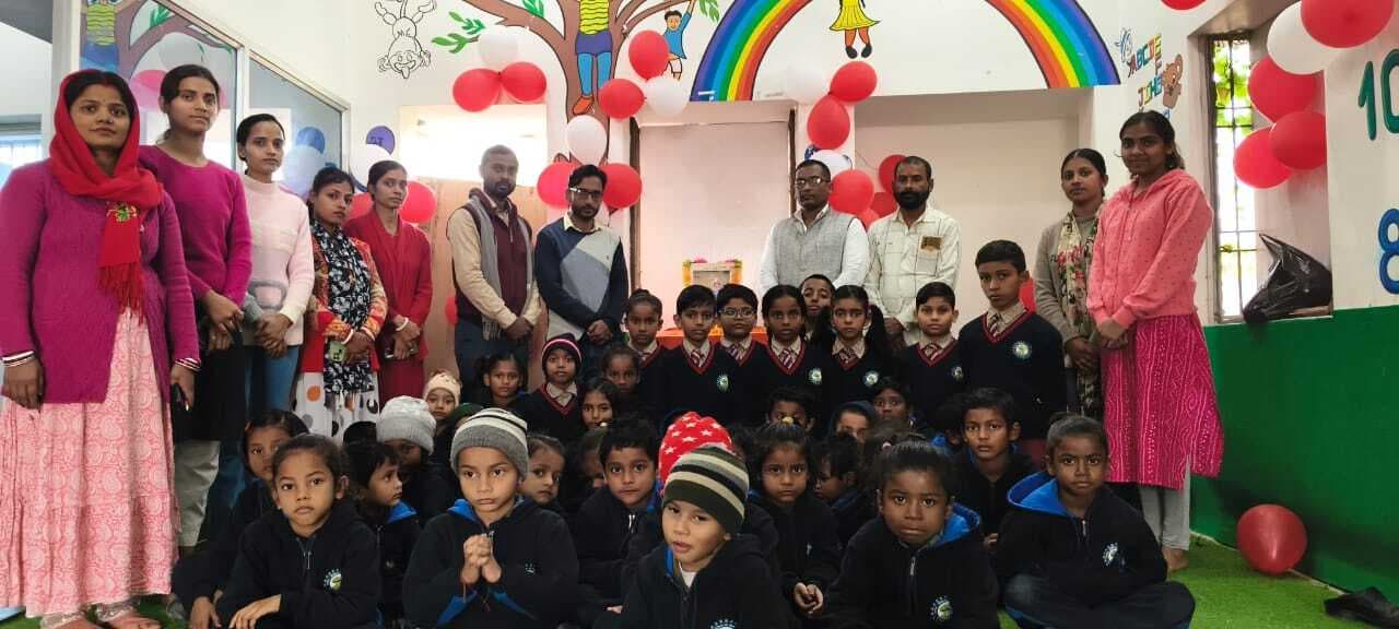 भाजपा ने स्कूल के बच्चों संग मनाया वीर बाल दिवस