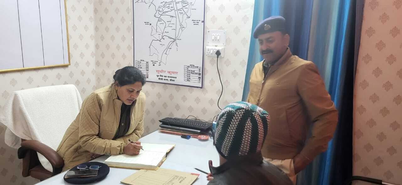 एसडीपीओ ने बौसी थाना का किया निरीक्षण ,दिए कई निर्देश