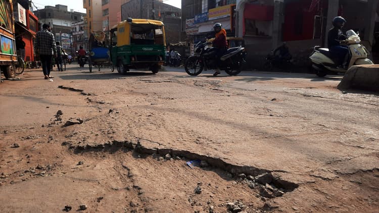 ब्रह्मपुरा से महेश बाबू चौक तक नये सिरे से बनेगी सड़क, 70 लाख रुपये बढ़ा खर्च