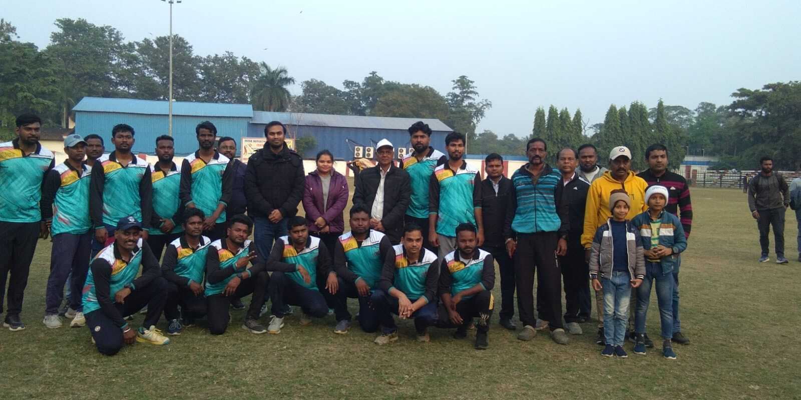 Chaibasa News : ऑपरेटिंग व मैकेनिकल ने मैच जीतकर बढ़त बनाये