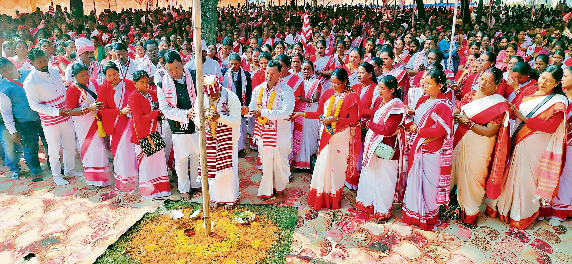 Rourkela News: राजी पाड़हा के धार्मिक समावेश में आदिवासियों के धार्मिक जागरण, शिक्षा व जीवनशैली पर हुई चर्चा