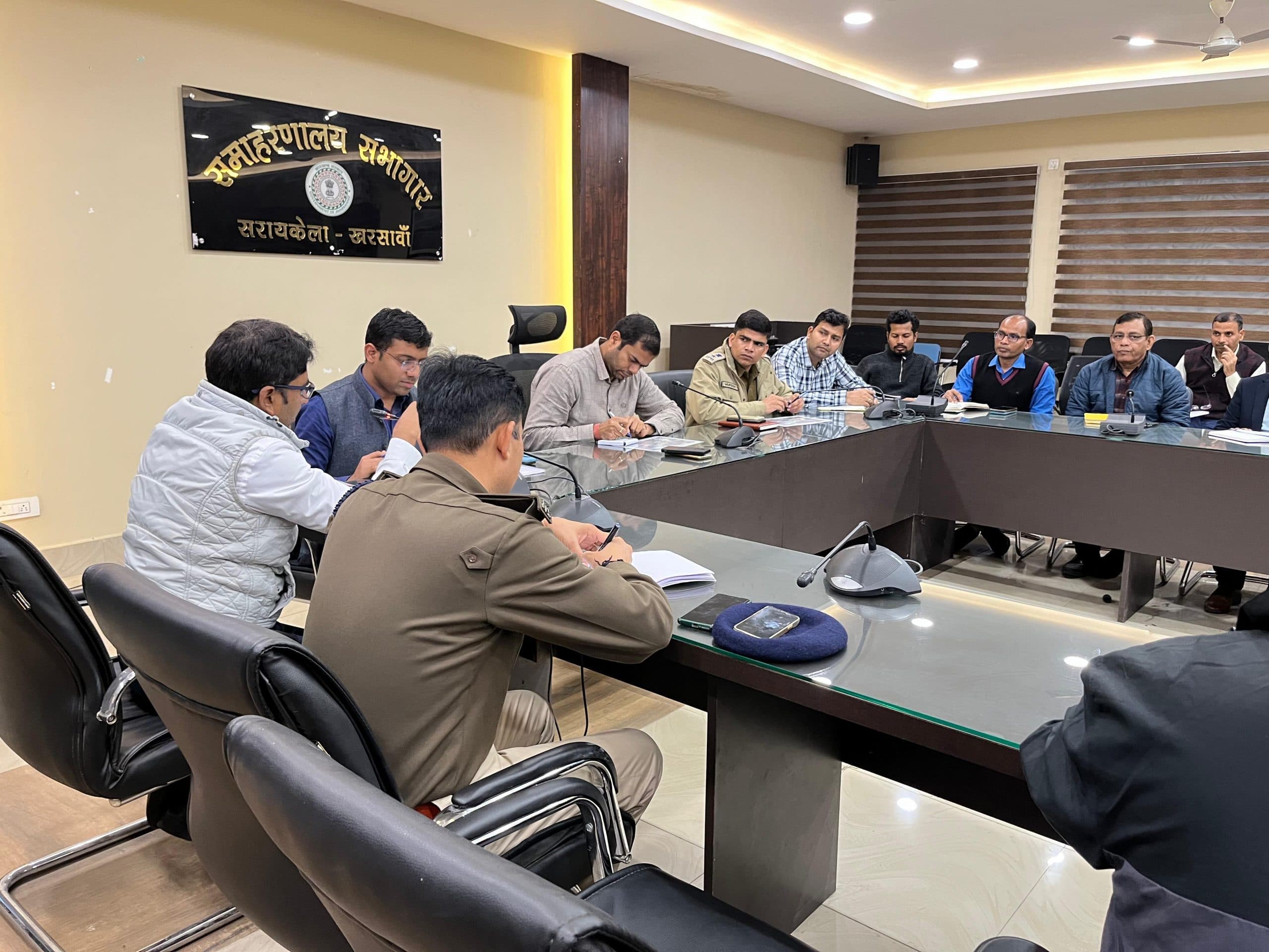 Seraikela News : खरसावां शहीद दिवस में सीएम, मंत्री, पूर्व सीएम, सांसद-विधायक हो सकते हैं शामिल, समय पर तैयारी पूरी करें