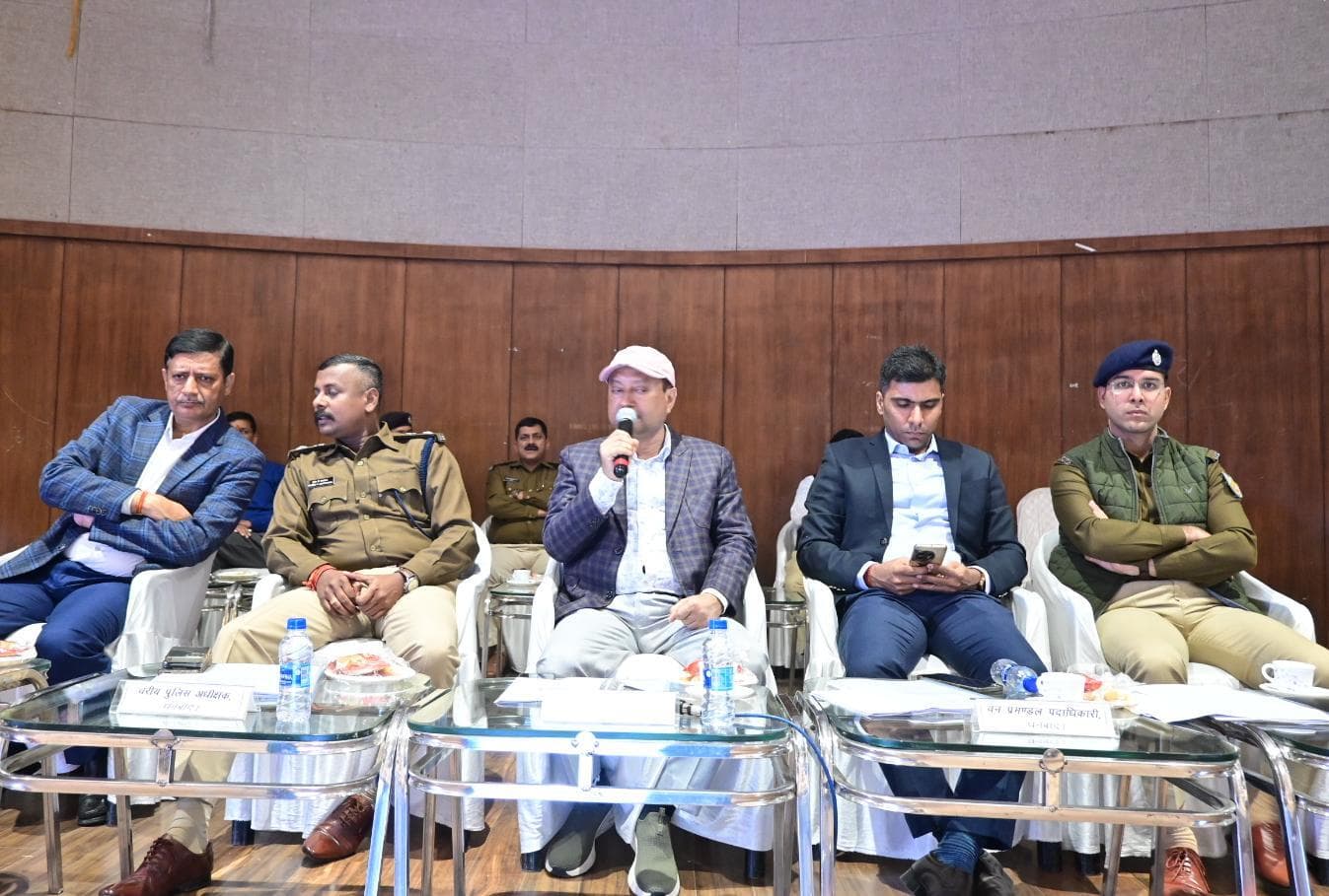 Dhanbad News:अवैध खनन पर लगाम लगाना टास्क फोर्स की जिम्मेदारी : डीडीसी