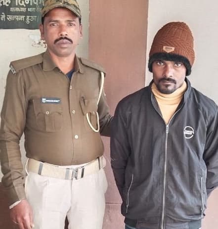 चावल चोरी का अभियुक्त गिरफ्तार