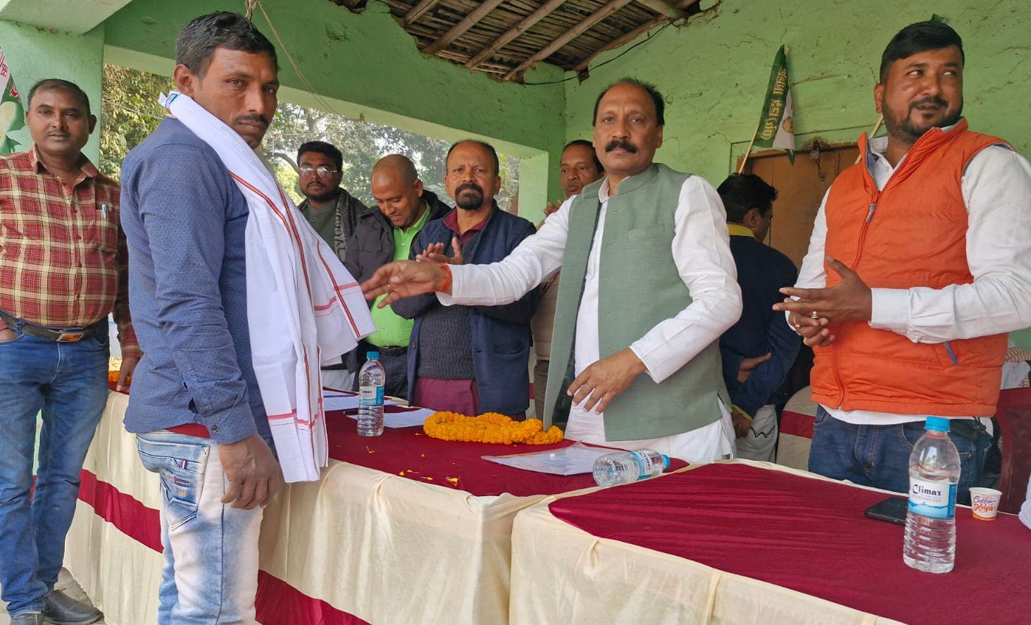 विशेष समारोह में सम्मानित किए गये जदयू के पंचायत अध्यक्ष