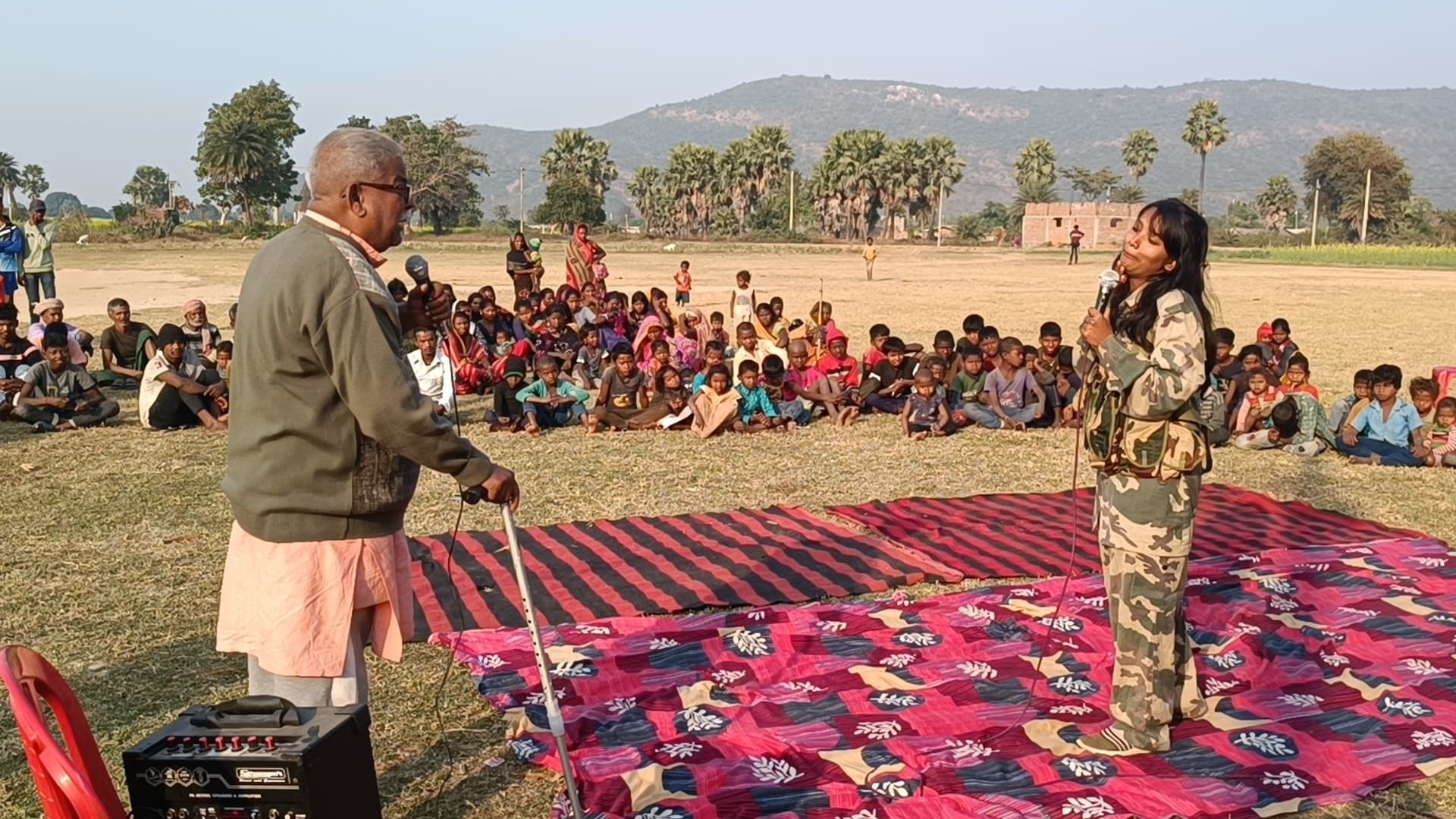 नक्सलियों से मुख्यधारा में लौटने की अपील